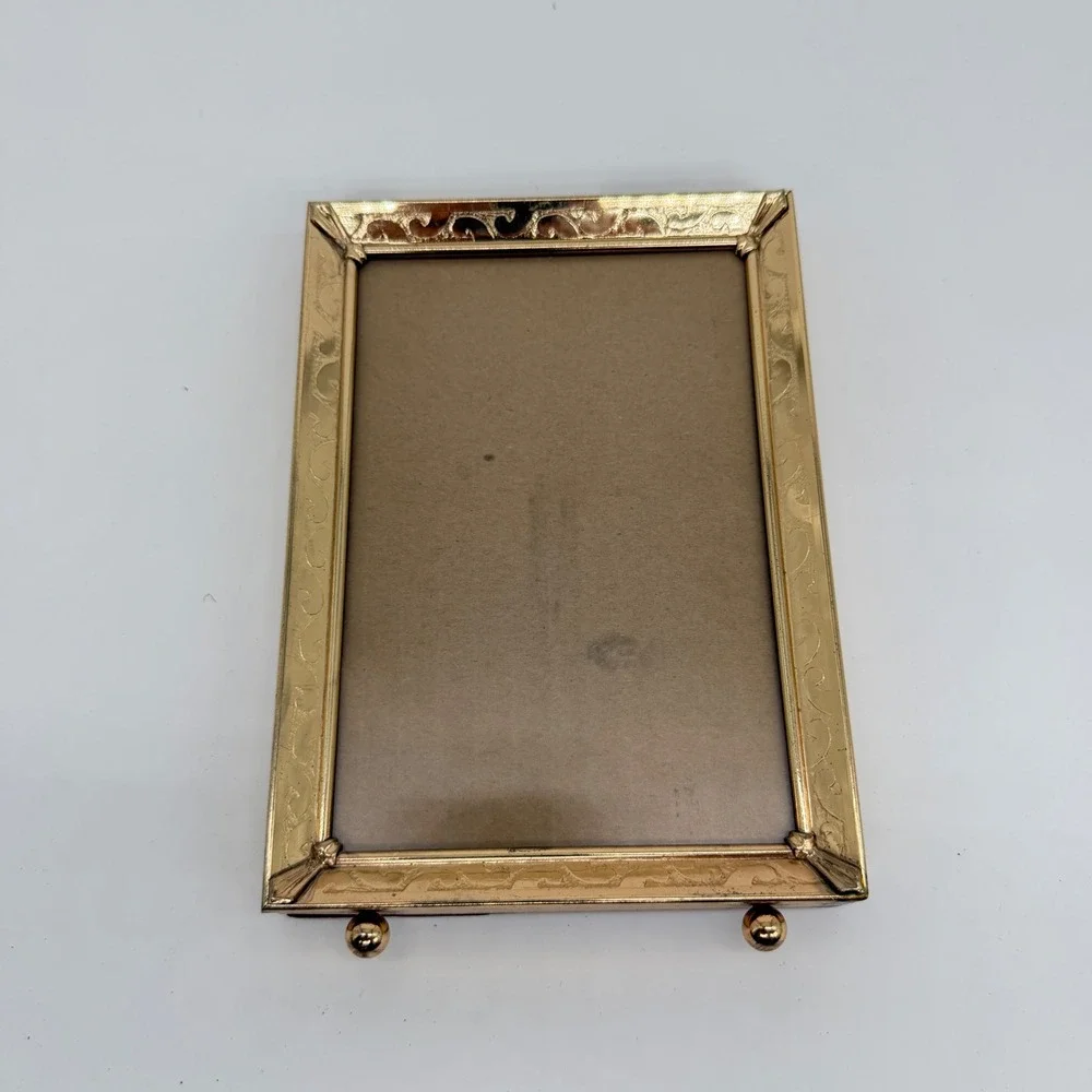 Mixed Lot of 4 Picture Frames Wood Gold Tone Metal Black 5x7 and Small Vintage